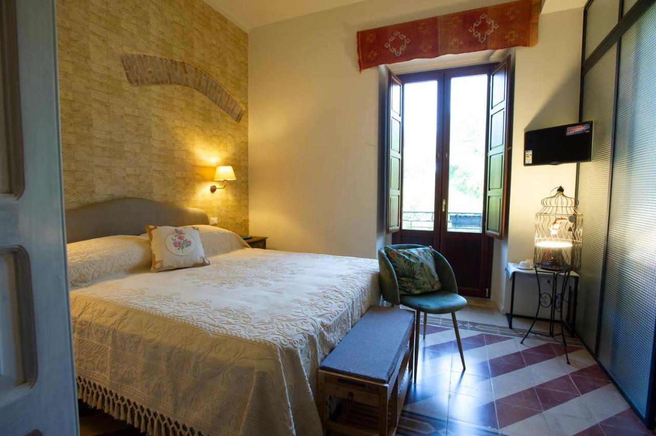 Palazzo Scura Bed & Breakfast Vaccarizzo Albanese Eksteriør bilde